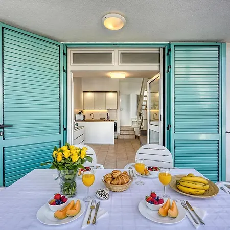 Valdarke Seaside - Happy Apartamento
